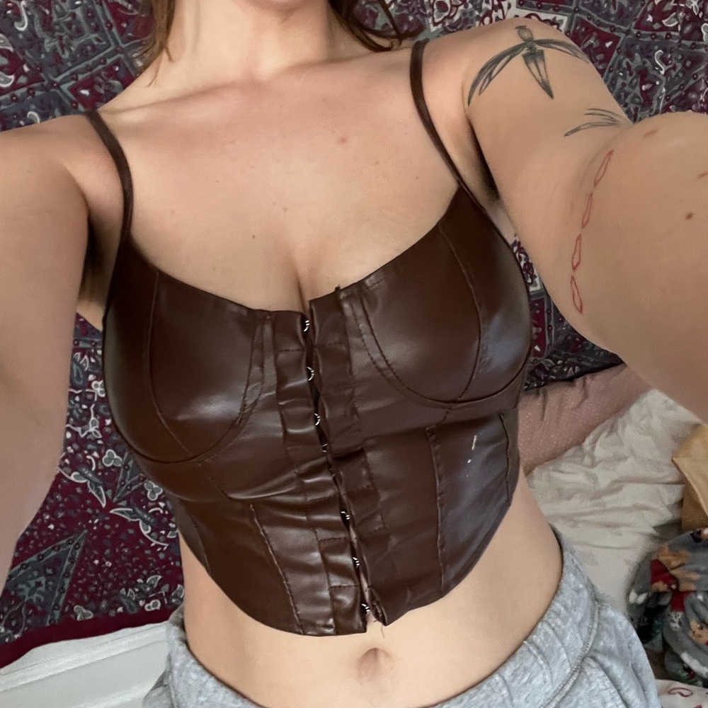 Brown plether corset
